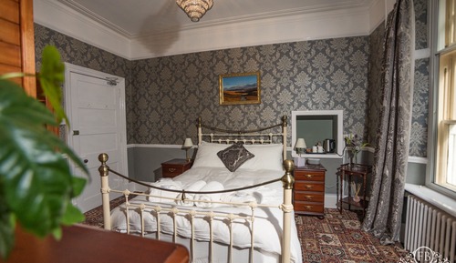 Deluxe Double Room, Ensuite (Ground Floor Forest View)