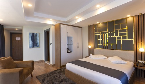 Deluxe Room, Terrace, Lake View