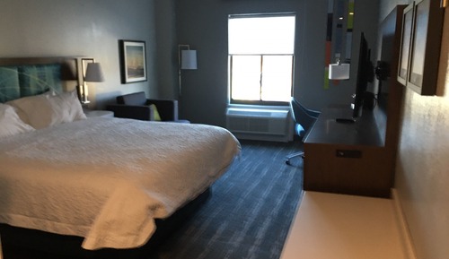 Room, 1 King Bed, Refrigerator & Microwave