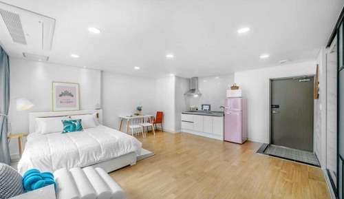 Room (303 (side ocean view/spa))