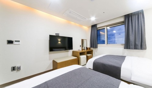 Room (Room with Double + Double Bed [Ocean )