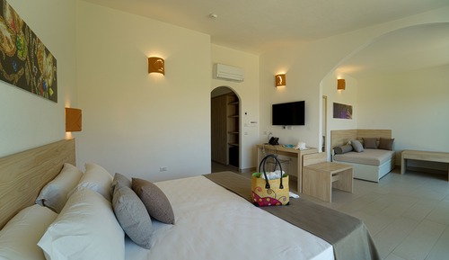 Comfort Triple Room