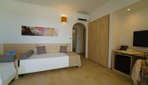 Family Quadruple Room