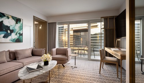 Fairmont Gold, Executive Studio, 1 King Bed with Sofa bed, City View, Executive Level