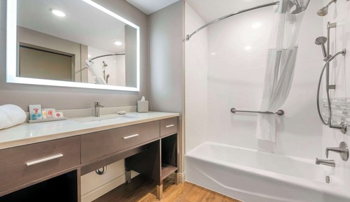 Room, 1 King Bed, Accessible, Non Smoking