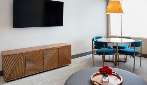 Suite, 1 King Bed, Non Smoking