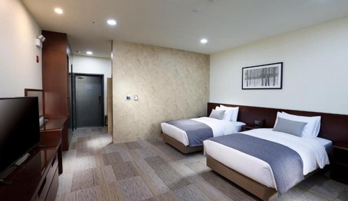 Room (Deluxe Twin (Breakfast for 2))