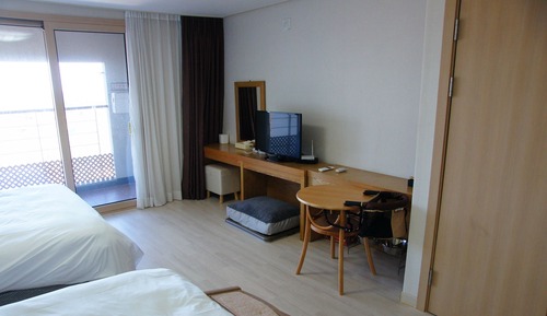 Deluxe Room (Pet Friendly)