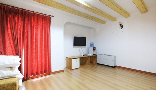 Room (Ondol suite room)