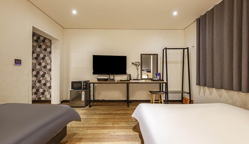 Room (Twin / hot spring water (30000 won wh)