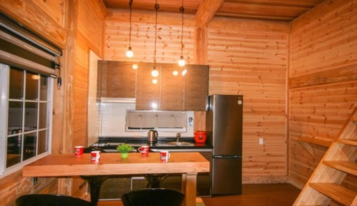 Room (Blades of Grass (Duplex))