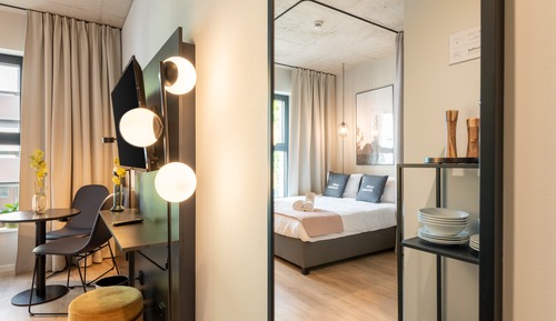 Economy Suite