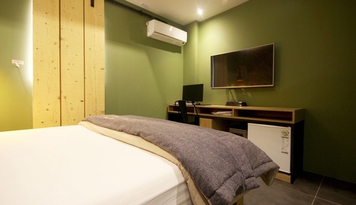 Room (Standard room)