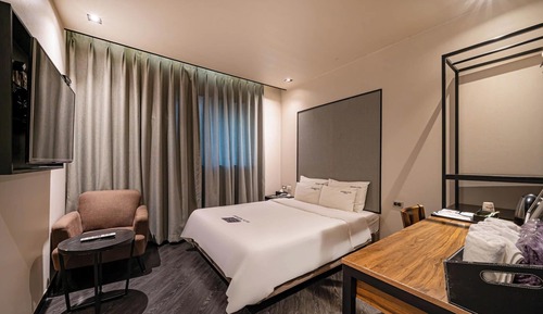 Room (Standard double)