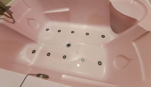 Room (Premium Twin (Netflix available addit)