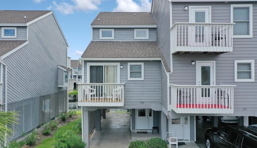 House, Multiple Beds (Barrier Dunes 254 )