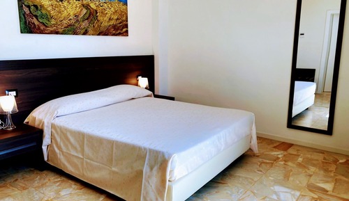 Classic Double or Twin Room, 1 Queen Bed