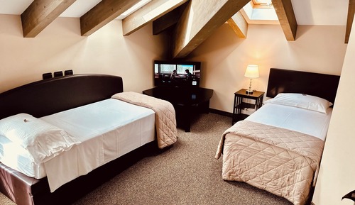 Junior Suite, 1 Bedroom, Accessible, Garden View