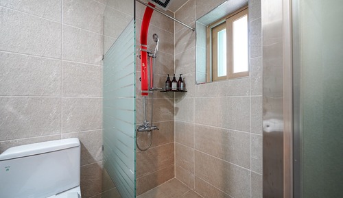 Room (Standard Business (Netflix/Wi-Fi/No S)