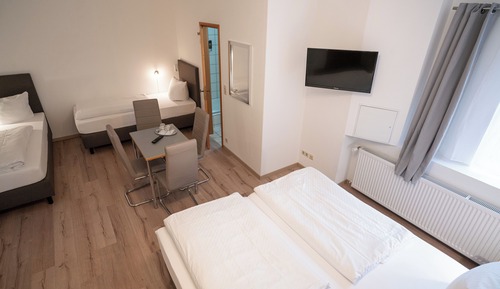 Economy Quadruple Room