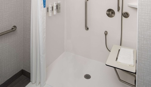 Studio, 1 Queen Bed (Wet Bar)