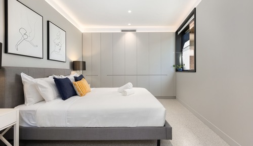 One Bedroom Apartment With Study