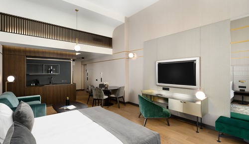 Junior Apartment