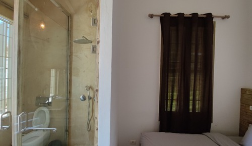 Comfort Suite, 1 Bedroom, Non Smoking, Pool View