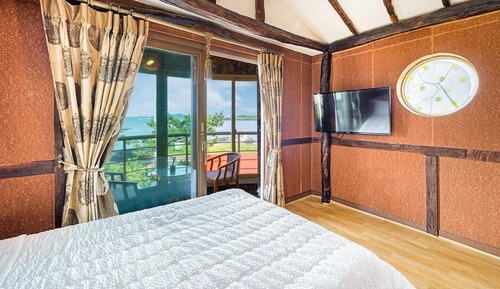 Basic Room, 1 Bedroom (hwangtobang 201 (ocean view))