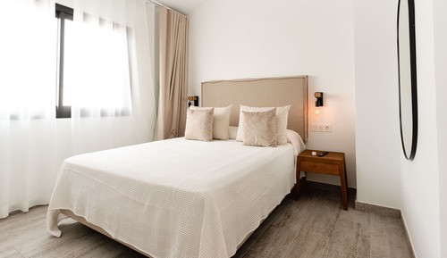 Club Apartment, Terrace (Oasis apartment with terrace)