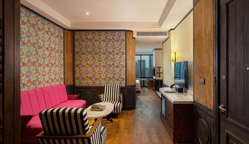 Orient Suite Room - King Bed