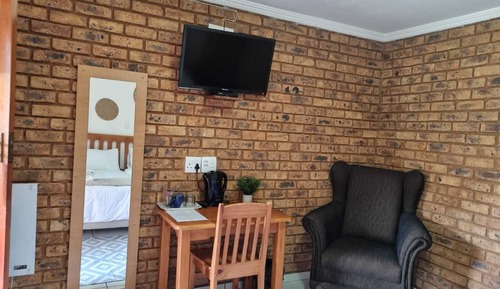 Deluxe Single / Twin Room