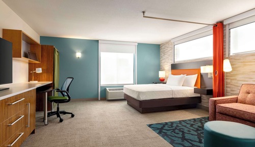 Premium Room, 1 Queen Bed, Accessible, Bathtub (Mobility & Hearing)