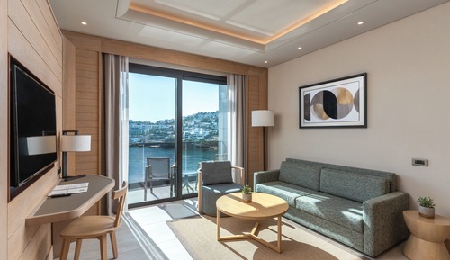 Executive Suite, 1 King Bed, Sea View