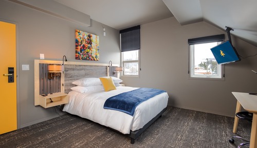 Basic Room, 1 Queen Bed