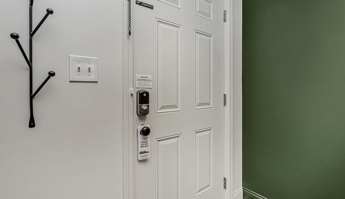 Suite 4 - One Bedroom