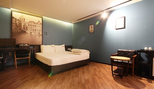 Room (Walking Special Standard + NETFLIX vi)