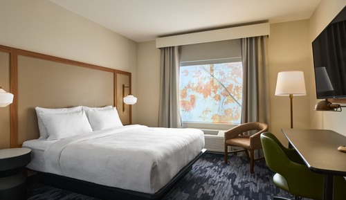 Standard Room, 1 King Bed, Non Smoking (Hearing Accessible)