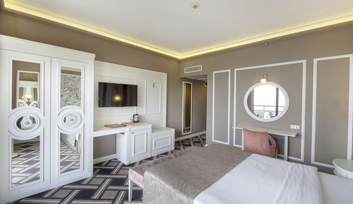 Standard Double Room, Garden View