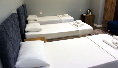 Business Triple Room