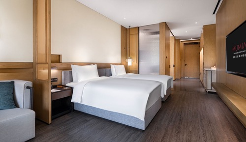Superior King Room with Garden View
