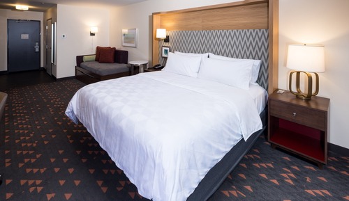 Standard Room, 1 King Bed