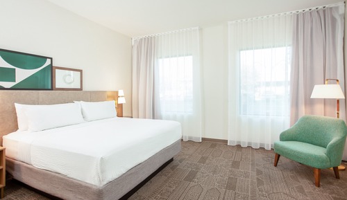 Suite, 2 Bedrooms, Kitchen (Mobility, Transfer Shower)