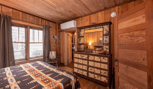 Traditional Suite, Ensuite (Laurel)