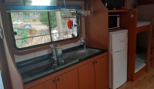 Room (Caravan 1 (Barbecue Set + Breakfast +)