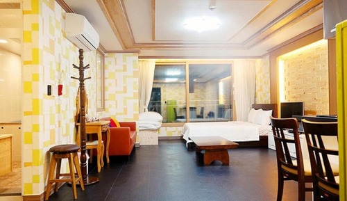 Room (Building 8 Room 102 (seawater pool hi)