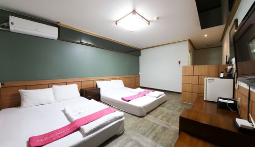 Room (Twin-Double&Double (100% disinfection)