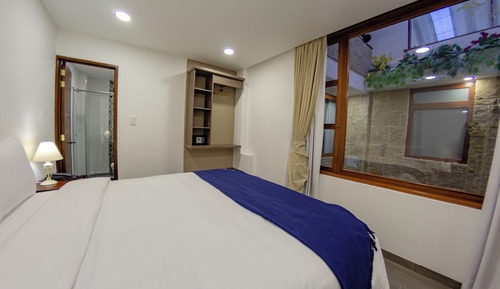 Standard Room, 1 Queen Bed