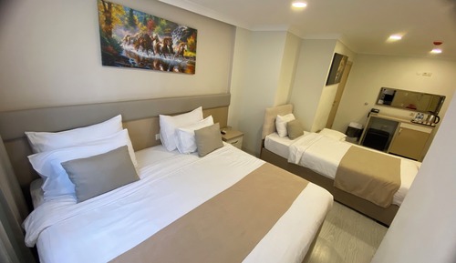 Economy Quadruple Room