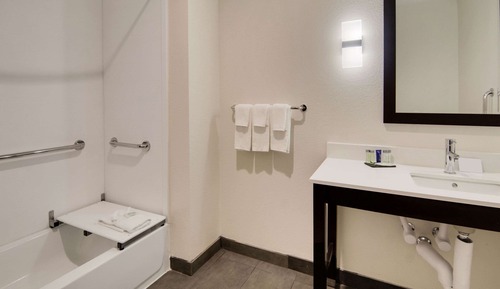 Suite, 2 Queen Beds, Accessible, Non Smoking